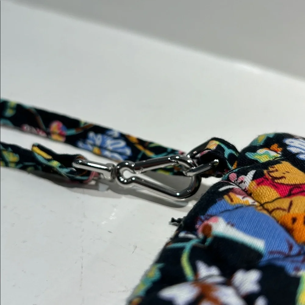 💛 Vera Bradley Disney 100 - Clip and Zip Mini Pouch - Classic Swirls - Picture 2 of 4